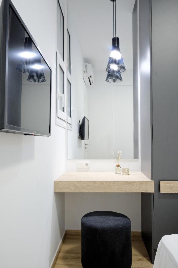 Elegant Big Apartment In Athens Center With Balcony Dış mekan fotoğraf