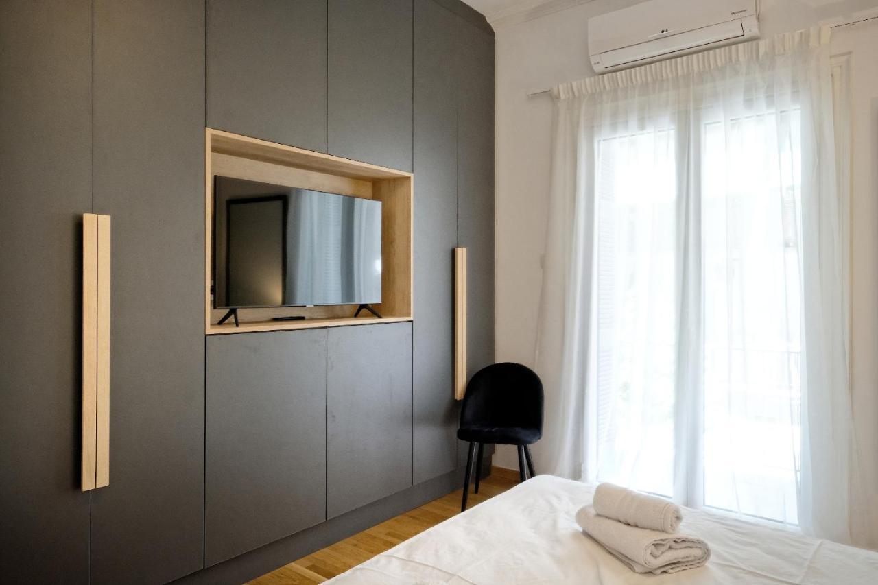 Elegant Big Apartment In Athens Center With Balcony Dış mekan fotoğraf