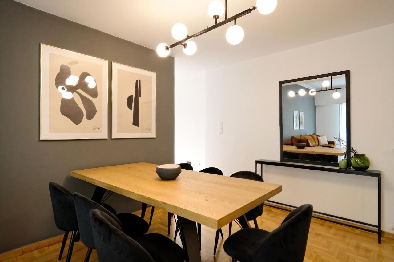 Elegant Big Apartment In Athens Center With Balcony Dış mekan fotoğraf